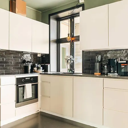 Dinbnb L Balcony & Sea Views L 800 M To Bryggen